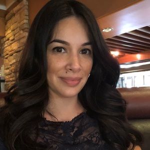 Meet your Posher, Stephanie